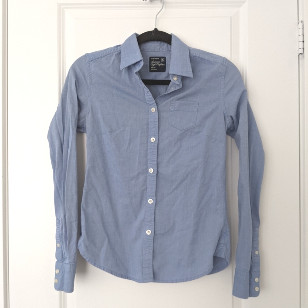 American Eagle Chambray shirt
